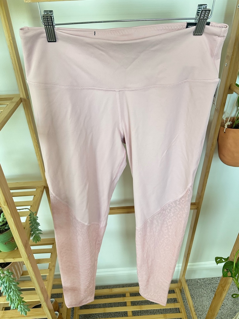 NWT Victoria Sport Mesh Pink Leggings